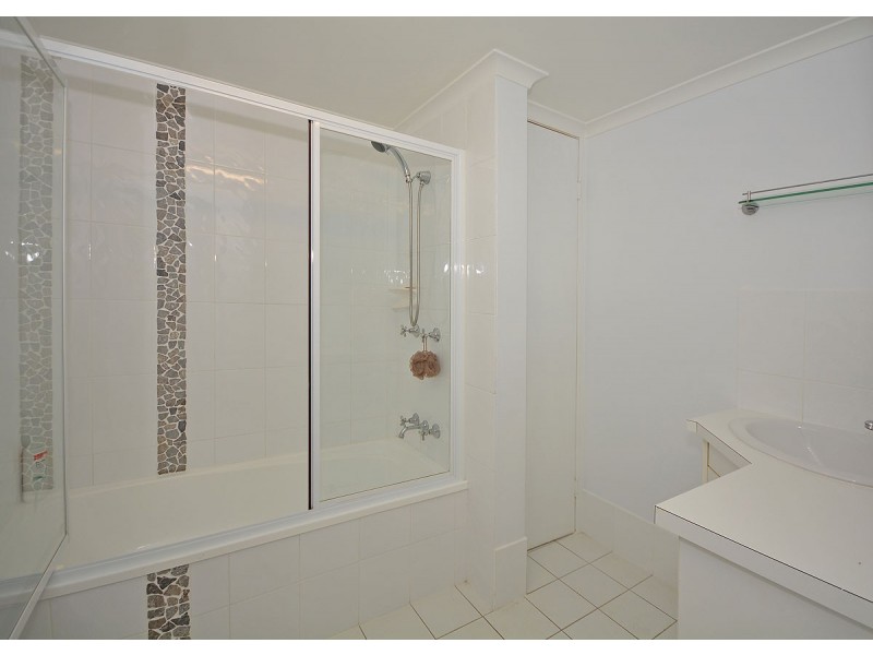 3/325 Esplanade, Scarness QLD 4655