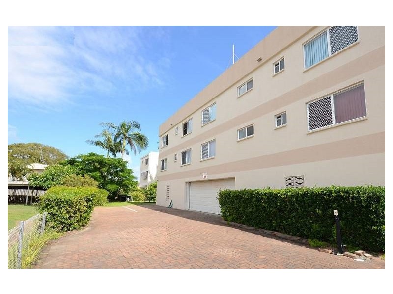 3/325 Esplanade, Scarness QLD 4655