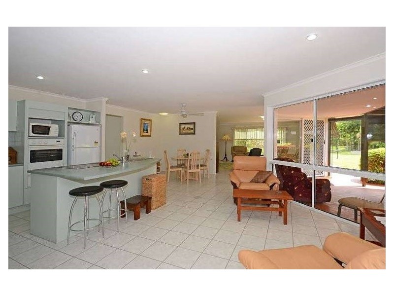 38 Sempfs Road, Dundowran Beach QLD 4655