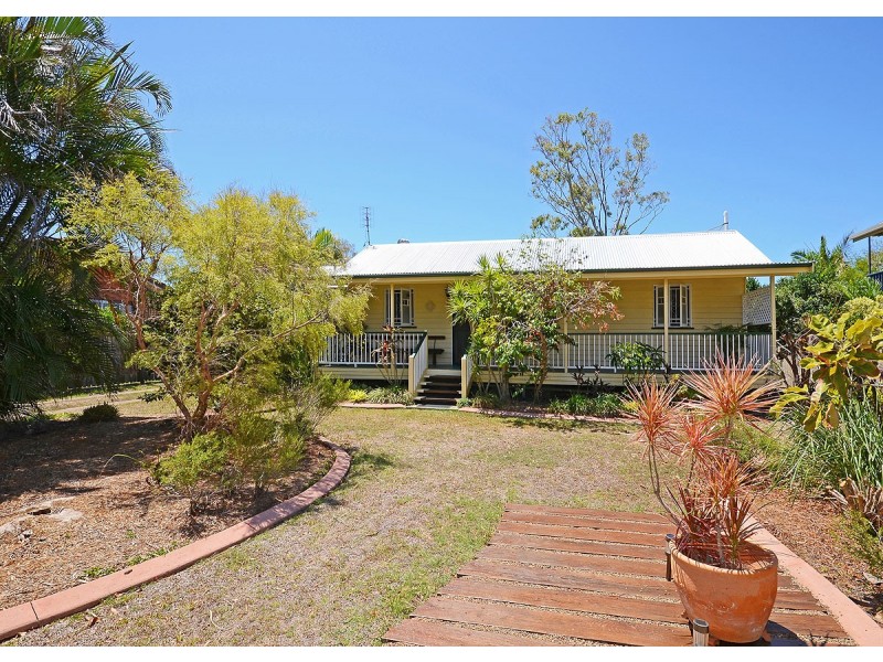 20 Helsham Str, Point Vernon QLD 4655