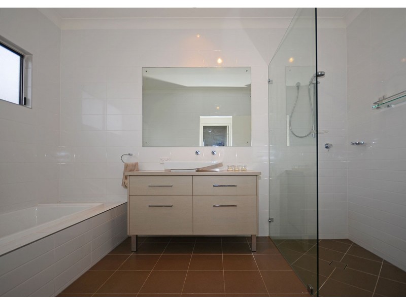 20 Jasmine Court, Dundowran Beach QLD 4655