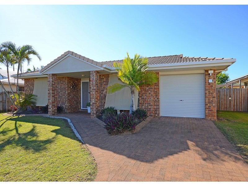 38 Victoria Street, Point Vernon QLD 4655