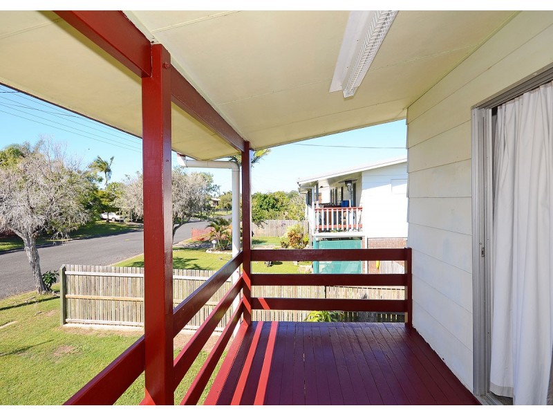 20 Saunders Street, Point Vernon QLD 4655