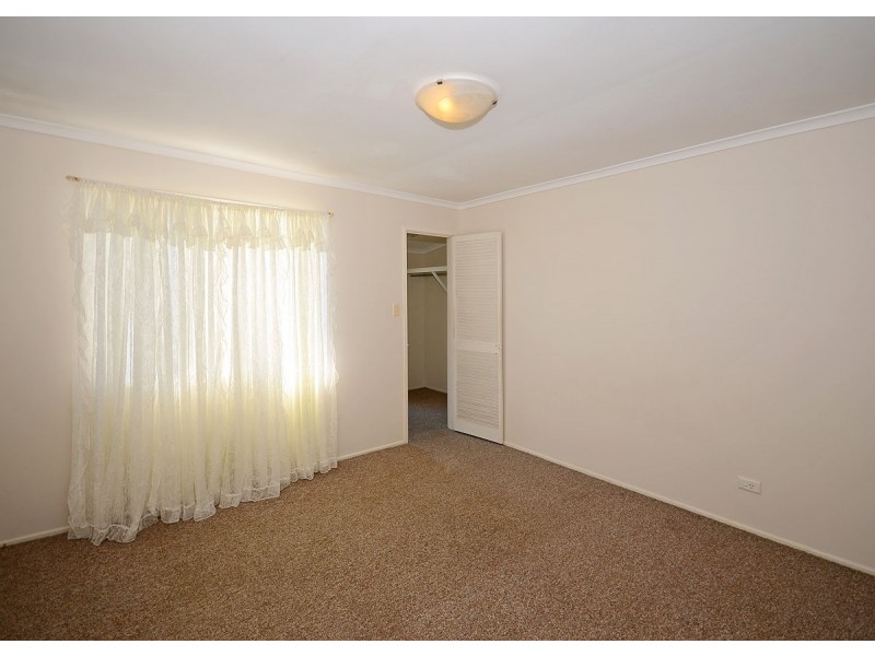 20 Saunders Street, Point Vernon QLD 4655