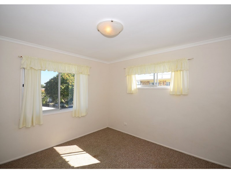20 Saunders Street, Point Vernon QLD 4655