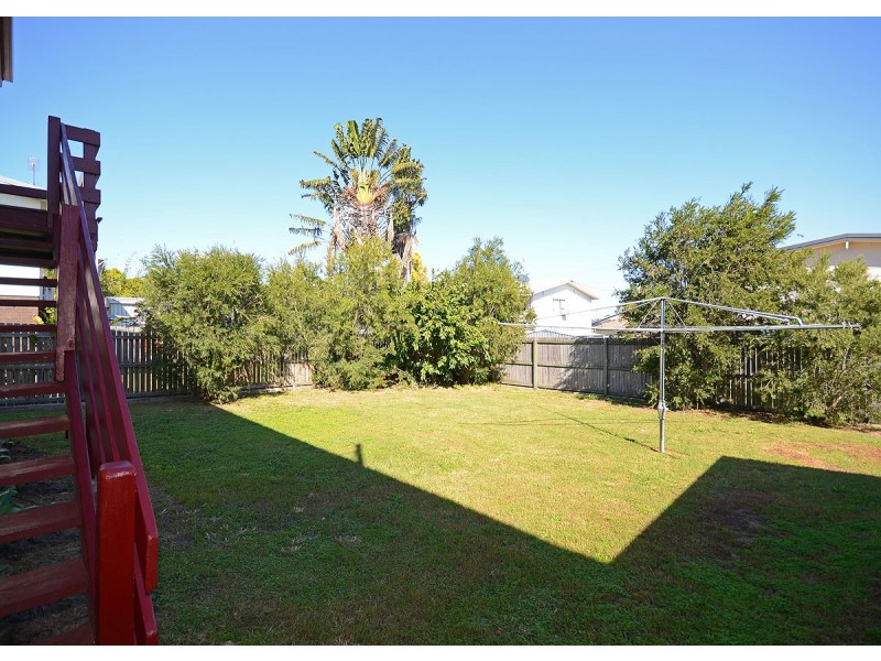 20 Saunders Street, Point Vernon QLD 4655