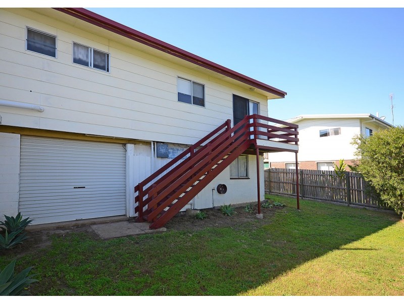 20 Saunders Street, Point Vernon QLD 4655