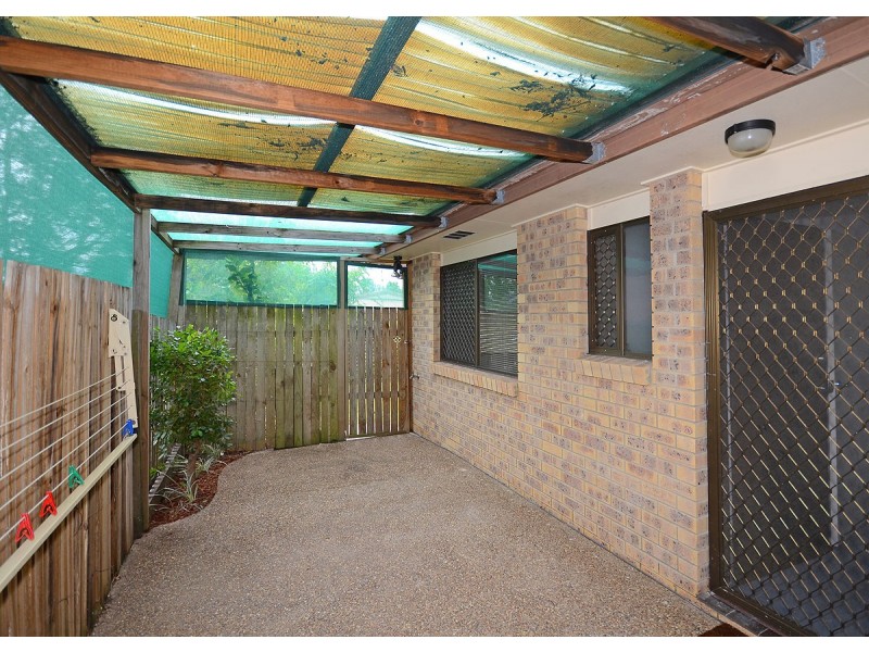 3/233 Torquay Terrace, Torquay QLD 4655