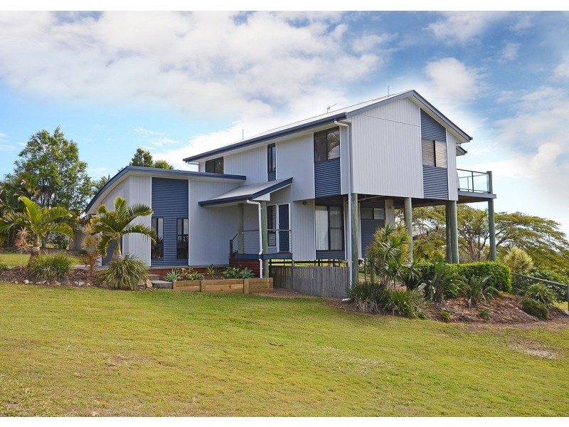 27 Hennessy Drive, Dundowran Beach QLD 4655