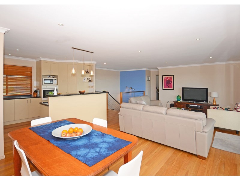 27 Hennessy Drive, Dundowran Beach QLD 4655