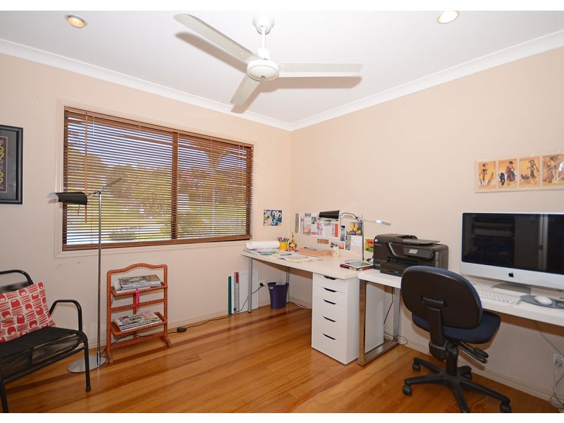 27 Hennessy Drive, Dundowran Beach QLD 4655