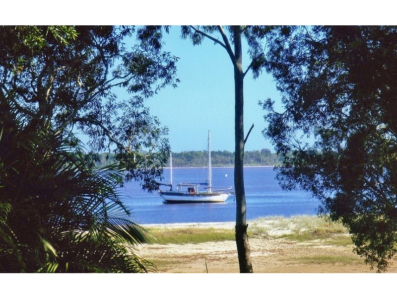 94 Riverview Drive, Burrum Heads QLD 4659