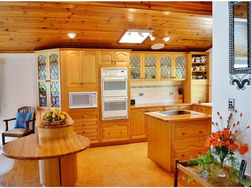 94 Riverview Drive, Burrum Heads QLD 4659