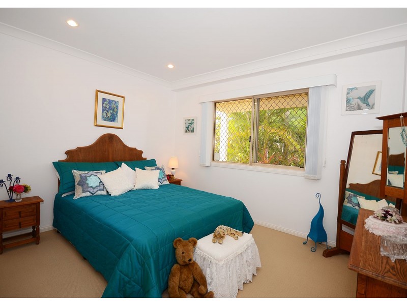 94 Riverview Drive, Burrum Heads QLD 4659