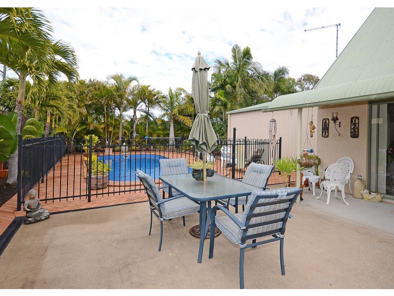 1 Whimbrel Grove, Eli Waters QLD 4655