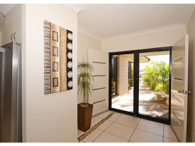 25 Harly Court, Urraween QLD 4655