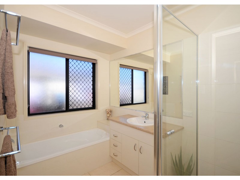 25 Harly Court, Urraween QLD 4655