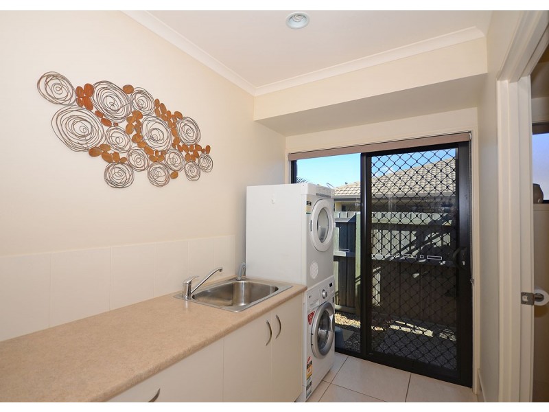 25 Harly Court, Urraween QLD 4655