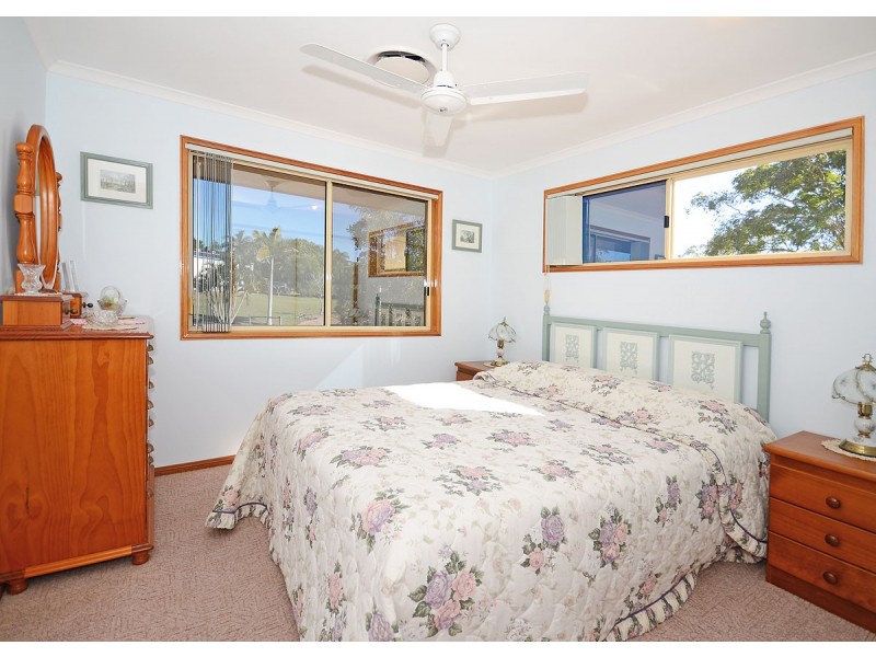 9 -11 Casey Court, Dundowran Beach QLD 4655