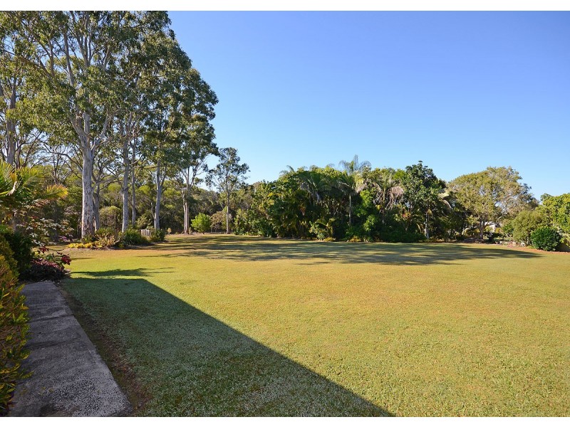 9 -11 Casey Court, Dundowran Beach QLD 4655