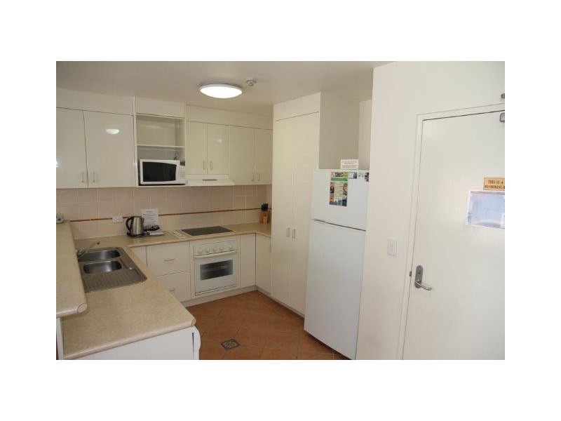 28/397 Esplanade, Torquay QLD 4655