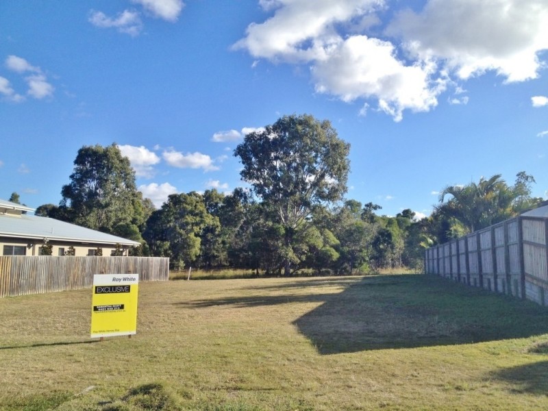7 Seahaven Circuit, Pialba QLD 4655