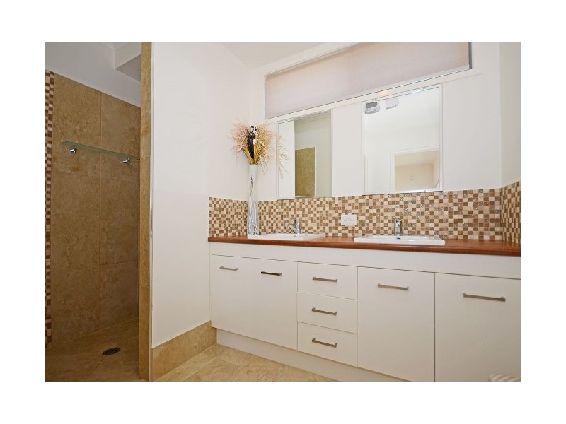 32 Parklands Boulevard, Wondunna QLD 4655