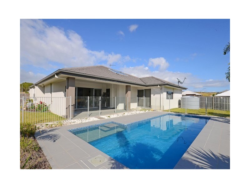 32 Parklands Boulevard, Wondunna QLD 4655