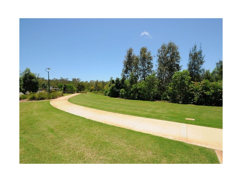 32 Parklands Boulevard, Wondunna QLD 4655
