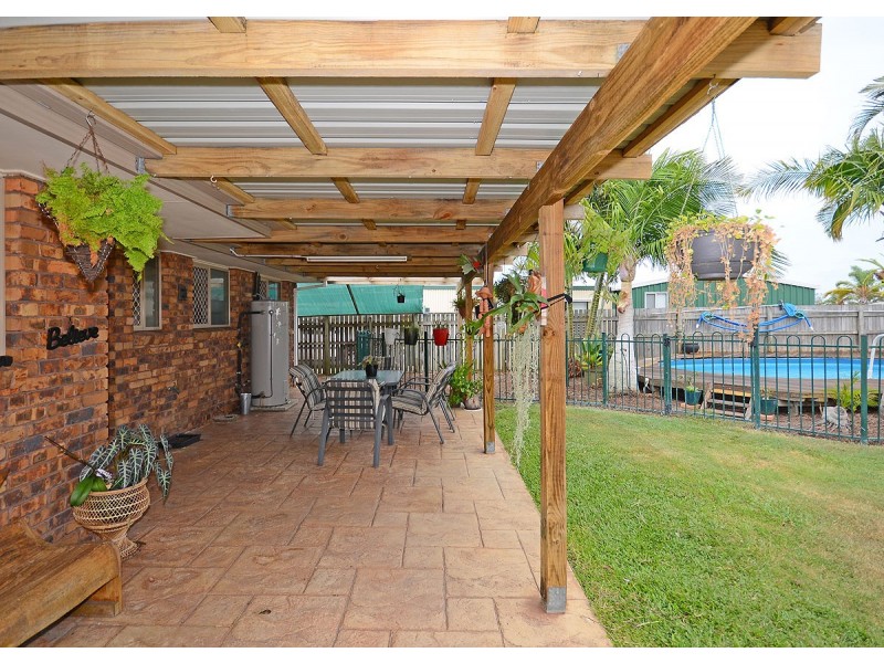 59 Banksia Street, Point Vernon QLD 4655