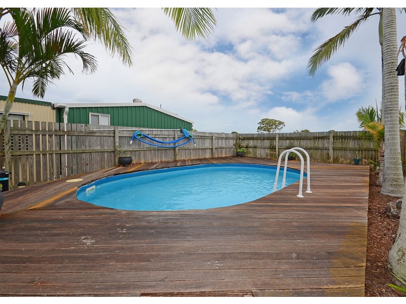 59 Banksia Street, Point Vernon QLD 4655