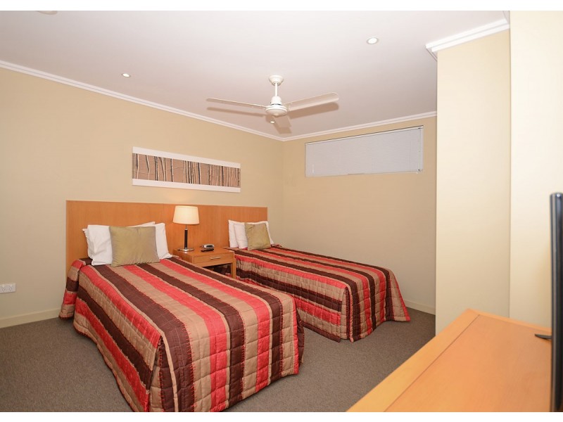 307/569 Charlton Esplanade, Urangan QLD 4655