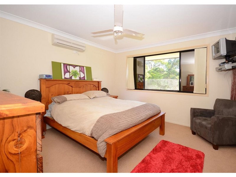 16 Merrilyn Court, Urangan QLD 4655
