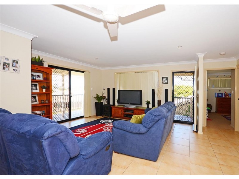 16 Merrilyn Court, Urangan QLD 4655