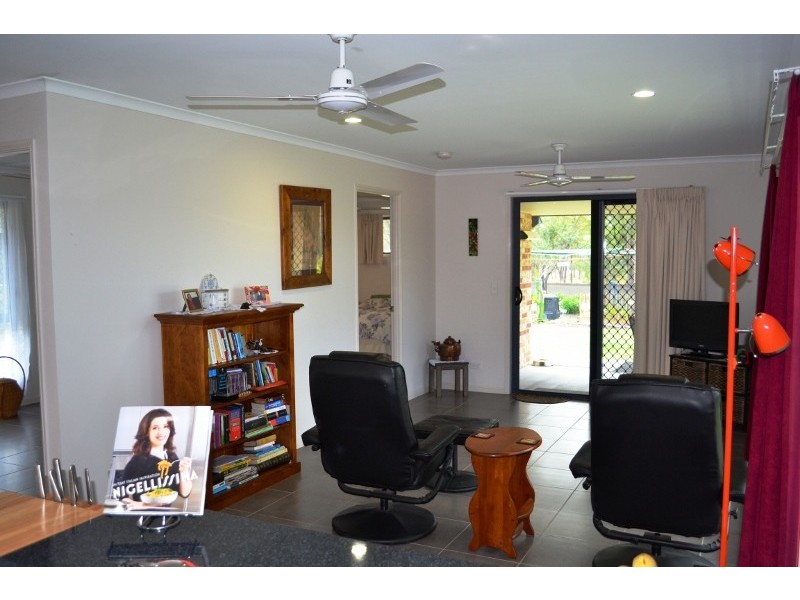 15 Elboz Court, Burrum Heads QLD 4659