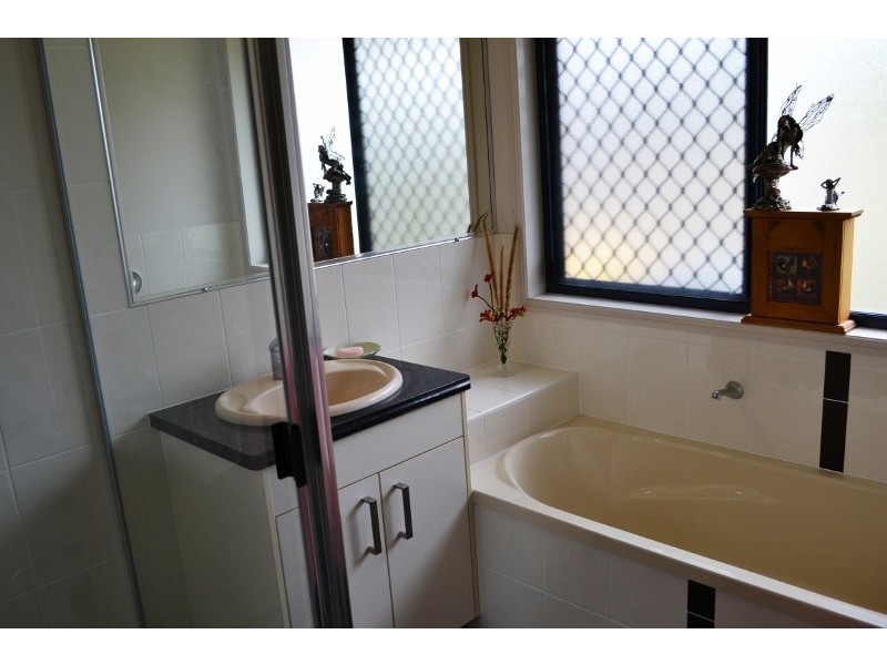 15 Elboz Court, Burrum Heads QLD 4659