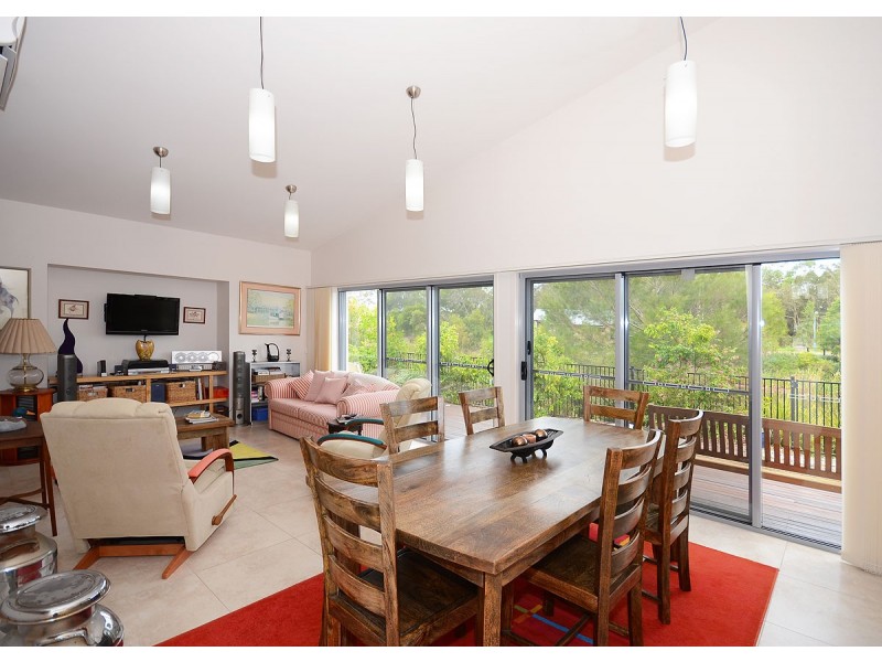 9 Kamala Court, Urraween QLD 4655