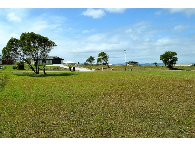 13 Loggerhead Court, River Heads QLD 4655
