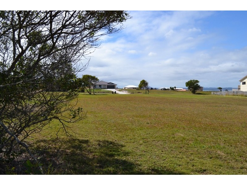 13 Loggerhead Court, River Heads QLD 4655