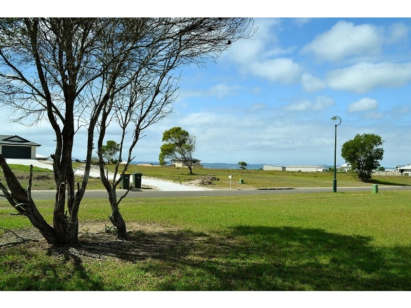 13 Loggerhead Court, River Heads QLD 4655