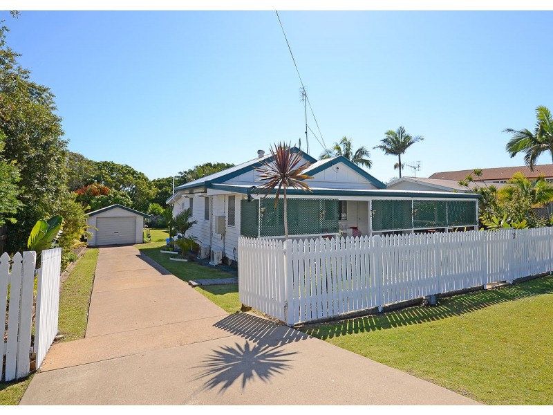 31 Dayman Street, Urangan QLD 4655