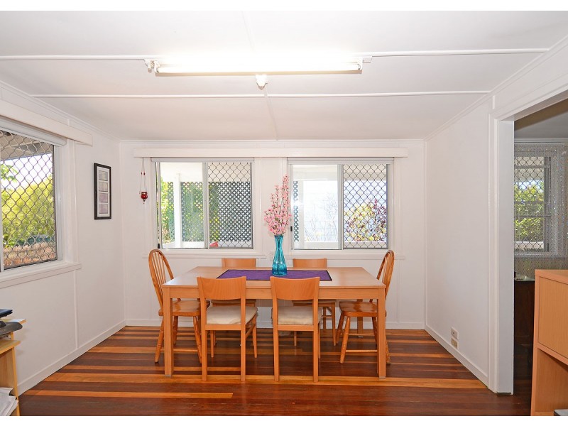 31 Dayman Street, Urangan QLD 4655