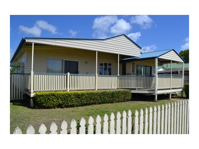 25 Watson Street, Pialba QLD 4655