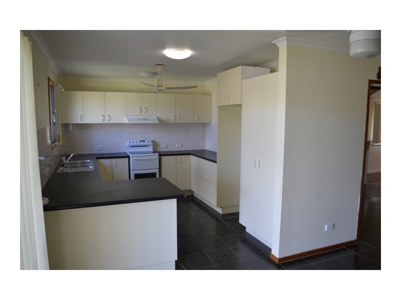 25 Watson Street, Pialba QLD 4655