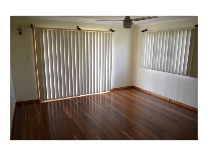 25 Watson Street, Pialba QLD 4655