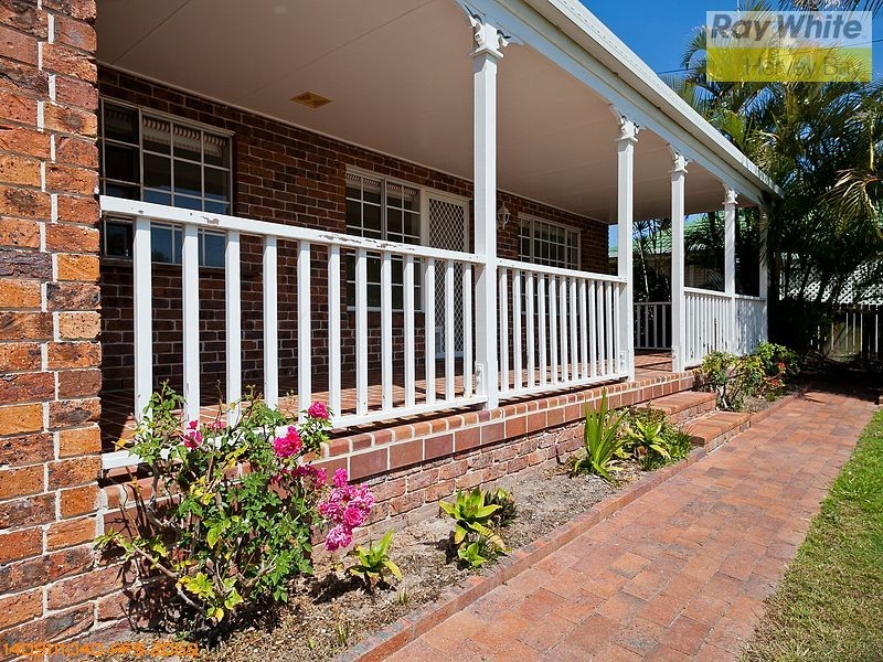 42 Johnston Boulevard, Urraween QLD 4655