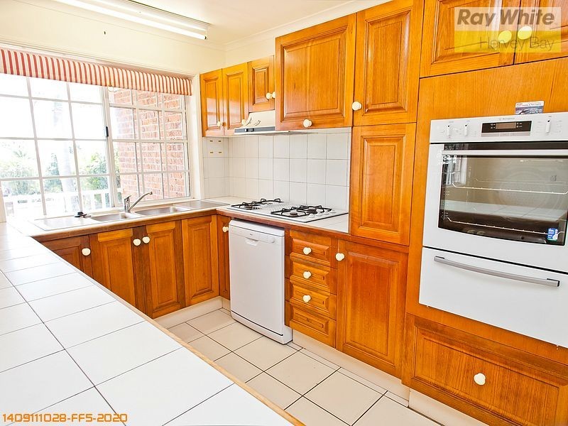 42 Johnston Boulevard, Urraween QLD 4655