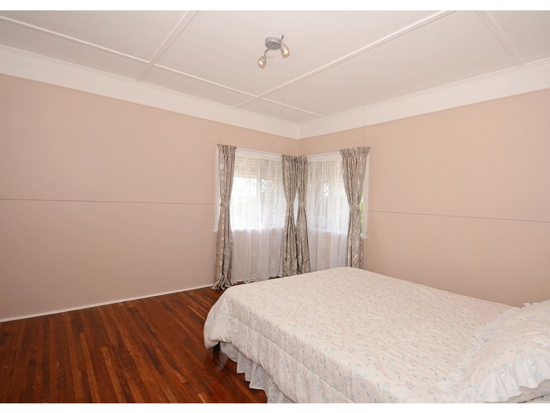 125 Pulgul Street, Urangan QLD 4655