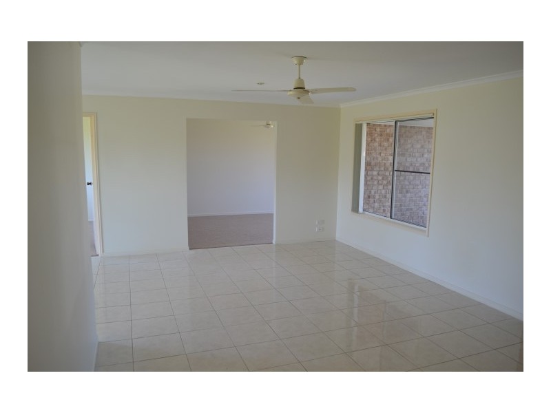 7 Gunsynd Way, Point Vernon QLD 4655
