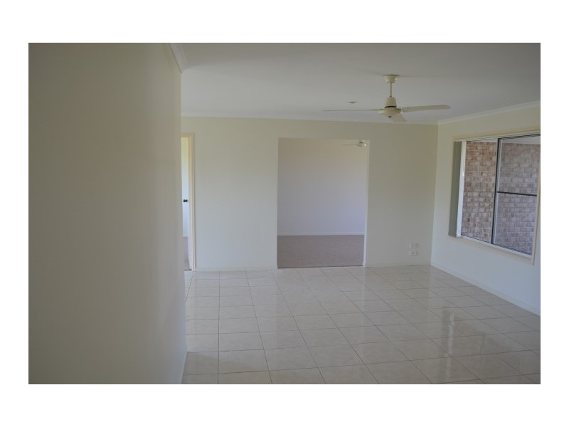 7 Gunsynd Way, Point Vernon QLD 4655